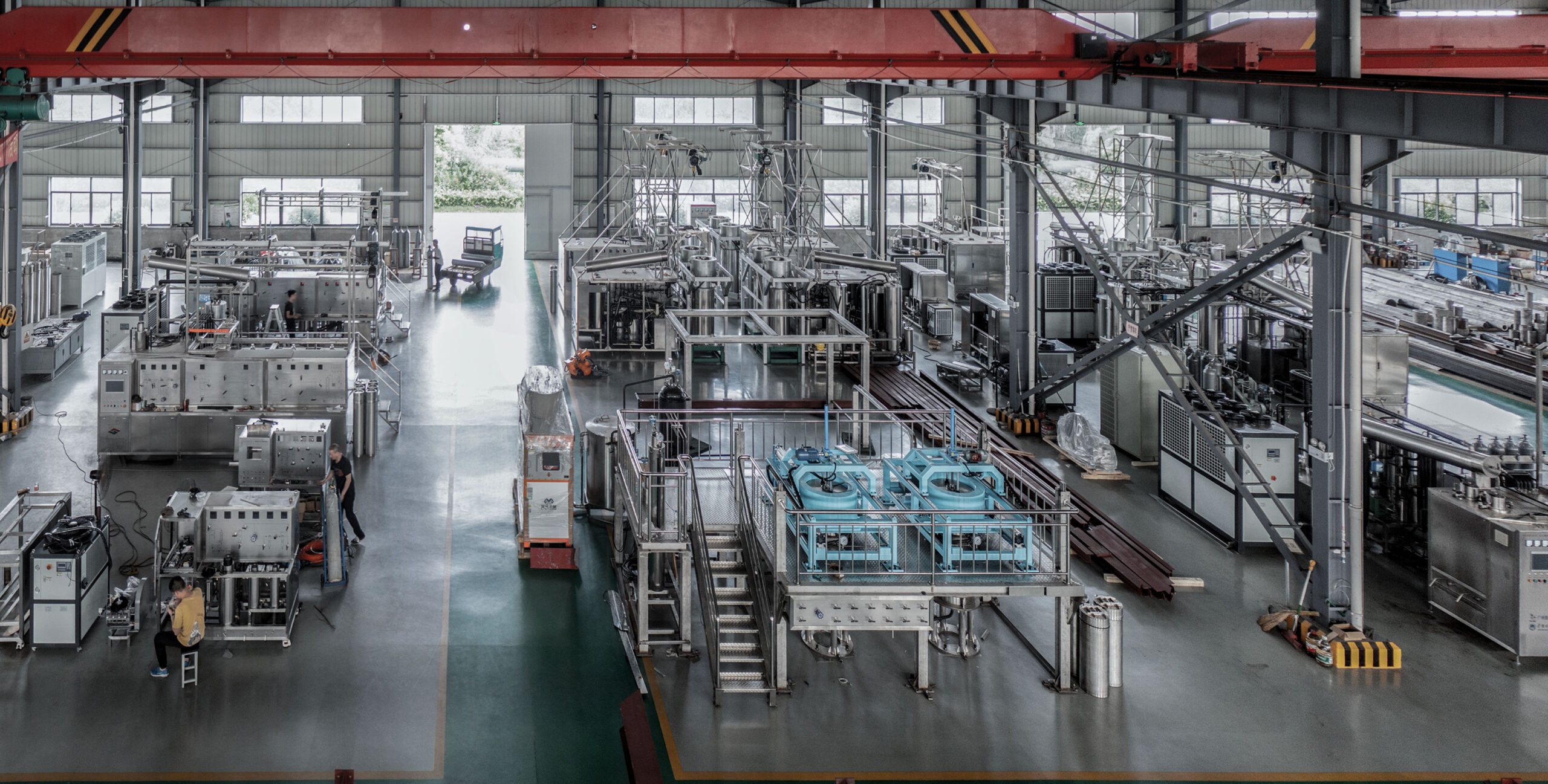 BIT supercritical CO2 extraction equipment workshop