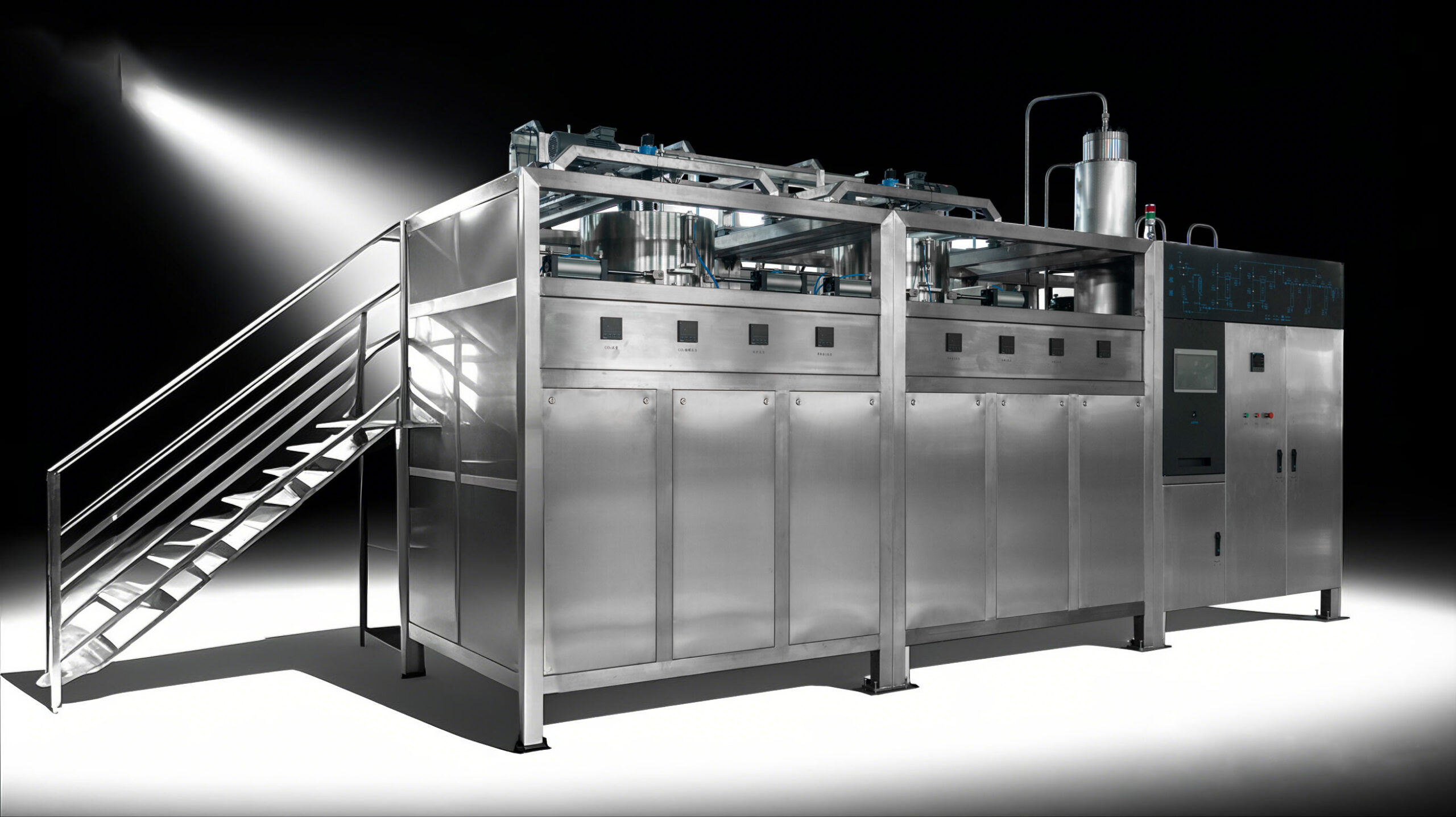 Integrated Application of Supercritical CO2 Extraction and Reverse Osmosis Membrane Technology: A Future Trend in Green Extraction and Purification