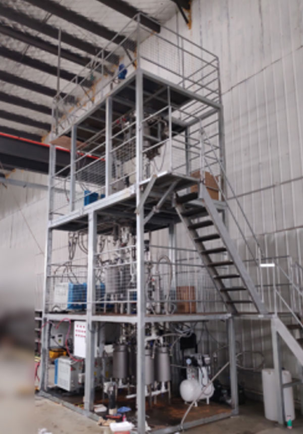 Small-scale laboratory short path distillation unit for CBD oil purification.